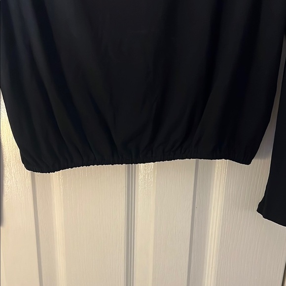 NWT Bar III Elegant Black Women's Top Size Small Rouched Bottom - Picture 3 of 4